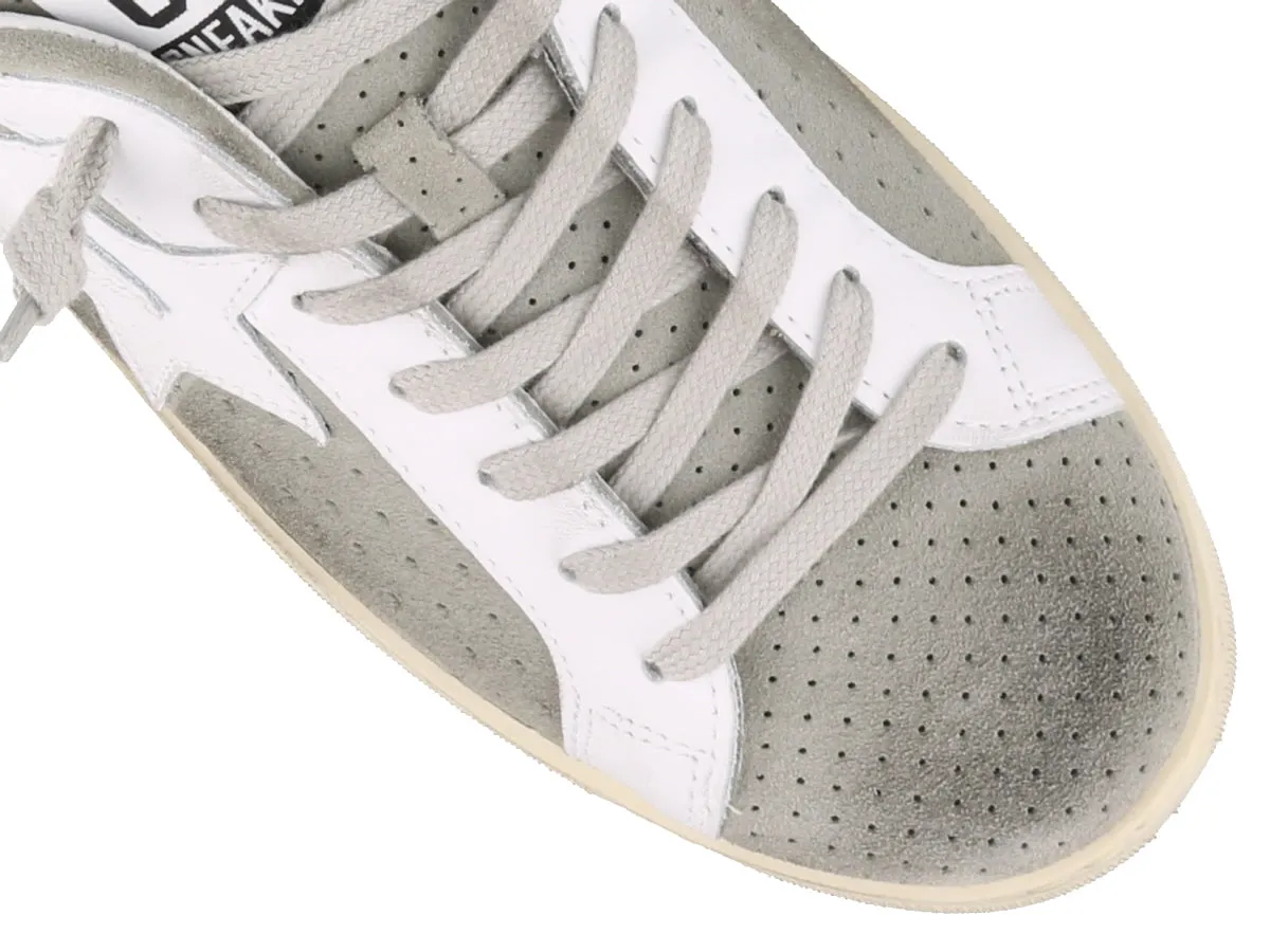 2Star Distressed Sneakers
