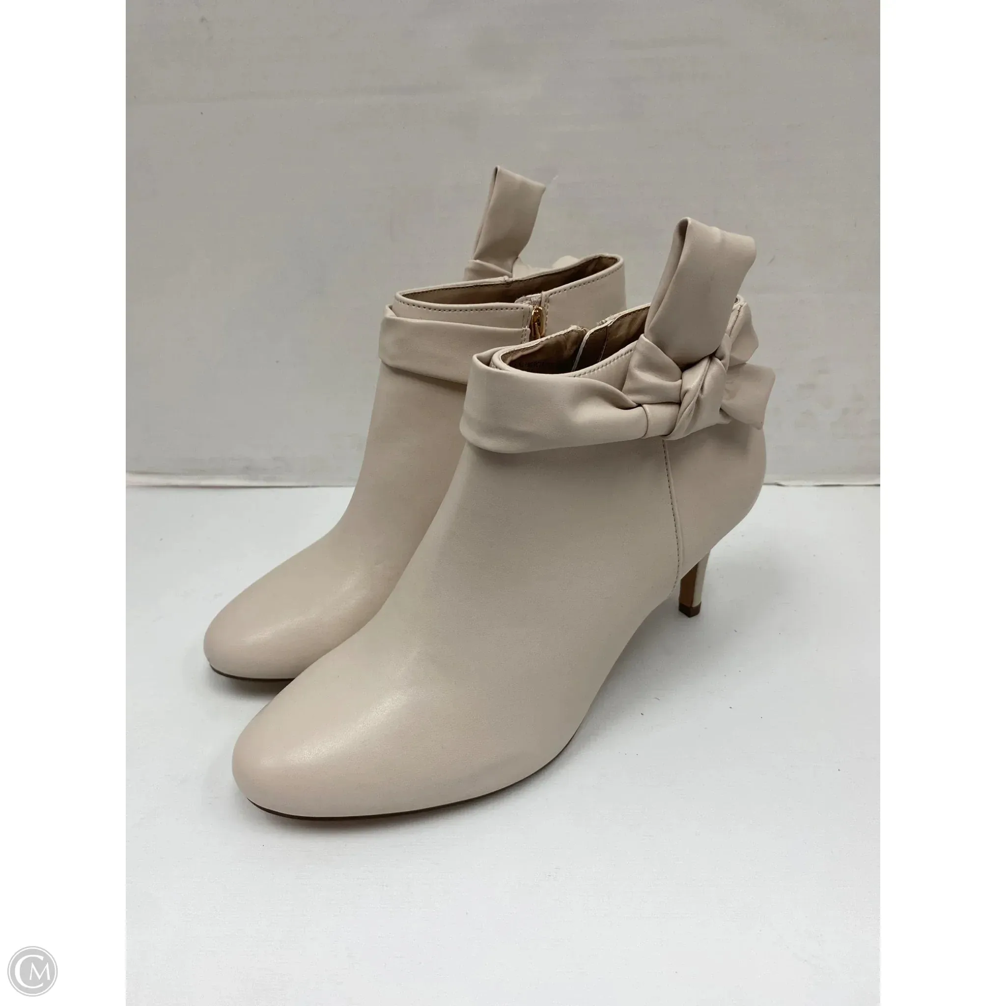 Boots Ankle Heels By Nanette By Nanette Lepore In Cream, Size: 8.5