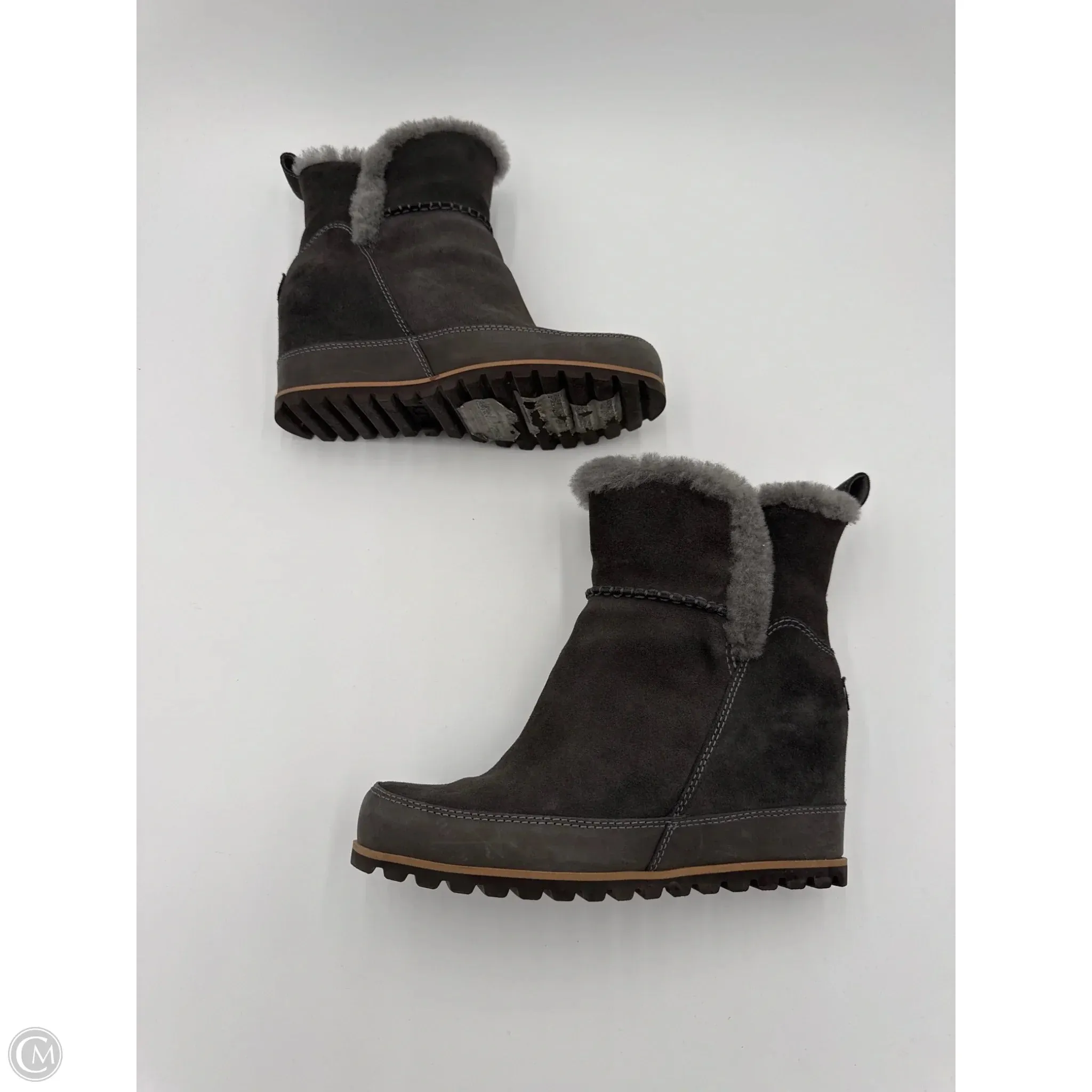 Boots Ankle Heels By Ugg In Grey, Size: 9.5