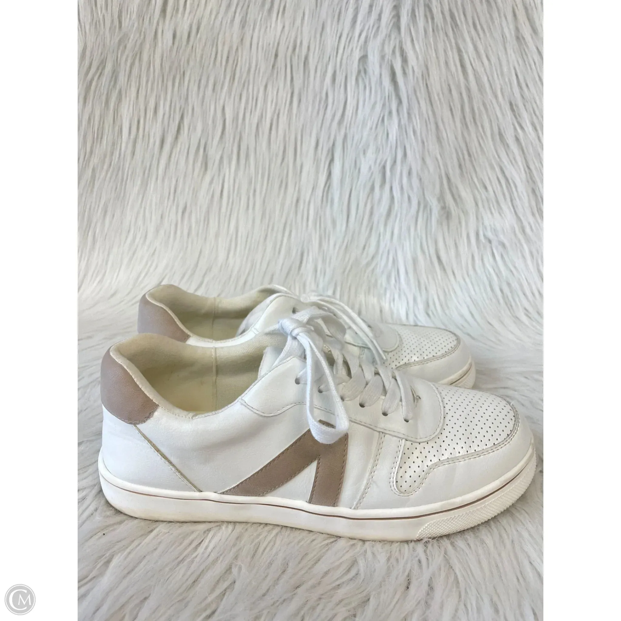 Shoes Sneakers By Mia In Cream, Size: 8.5
