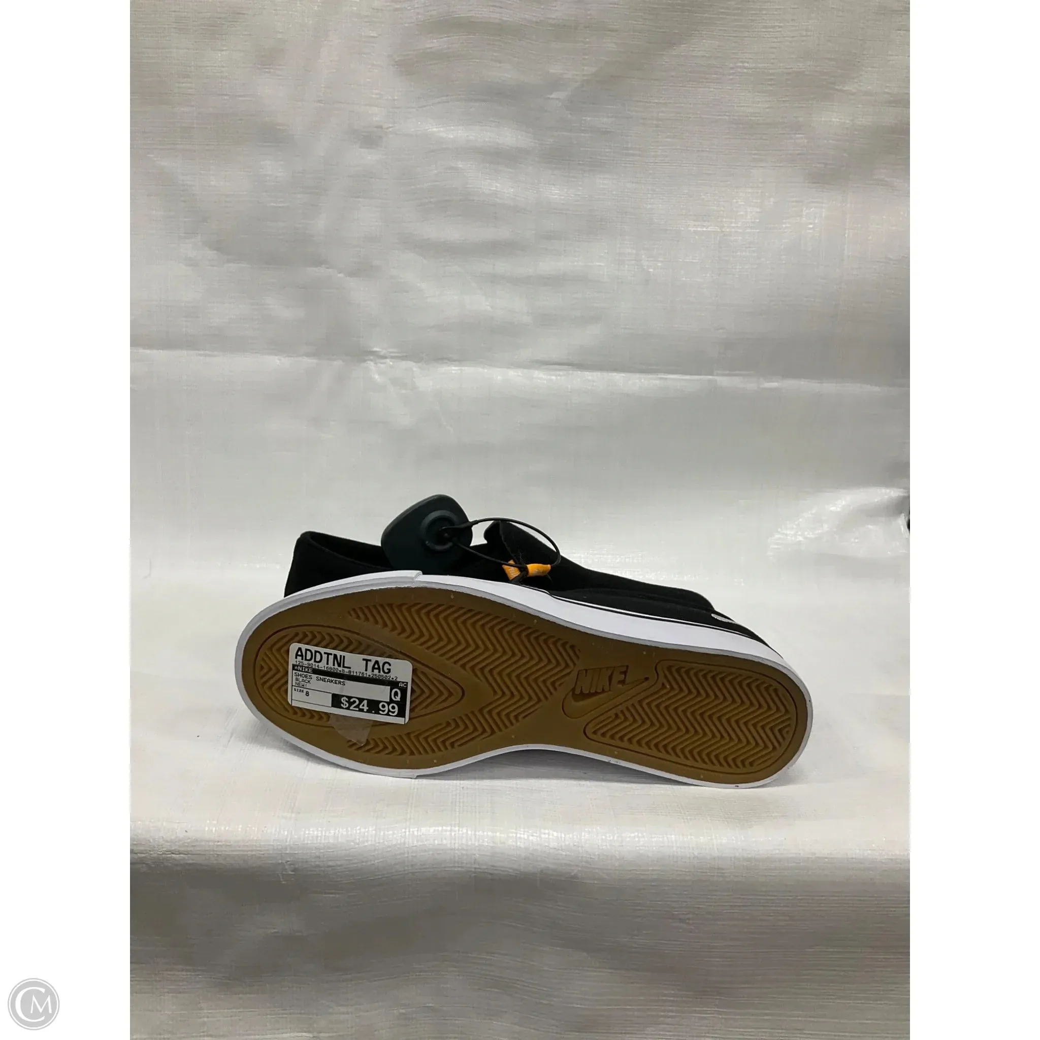 Shoes Sneakers By Nike In Black, Size: 8