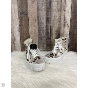 Shoes Sneakers By Superga In Tan, Size: 8